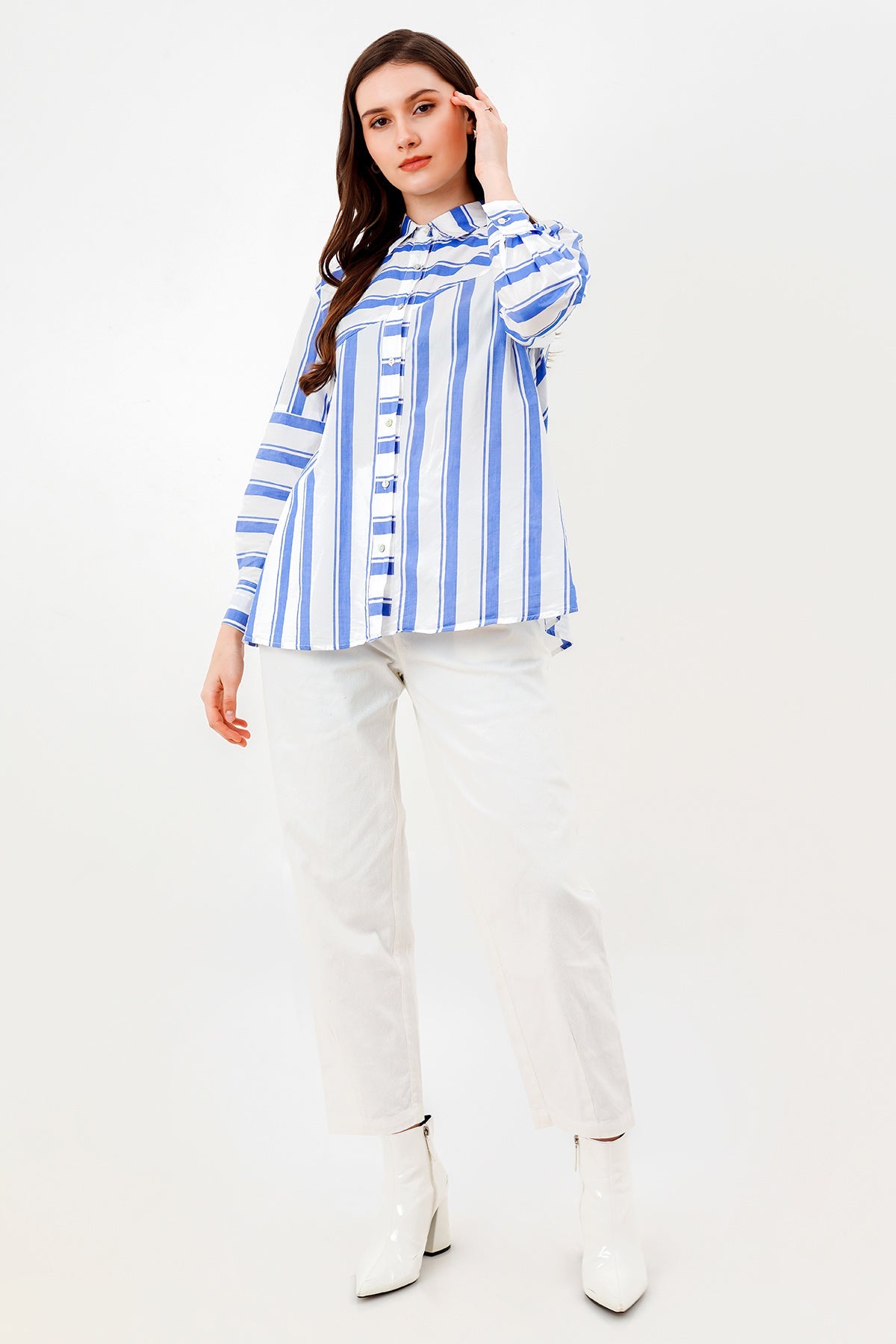 Reta Shirt - White/Blue