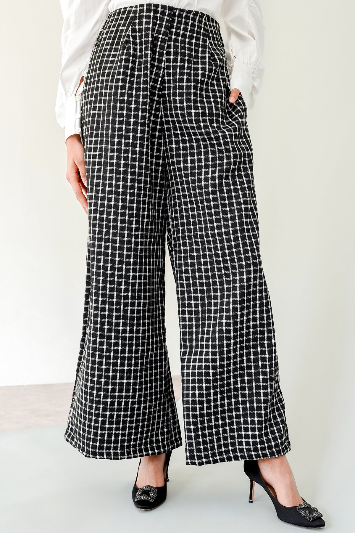 Tony Plaid Pants - Black