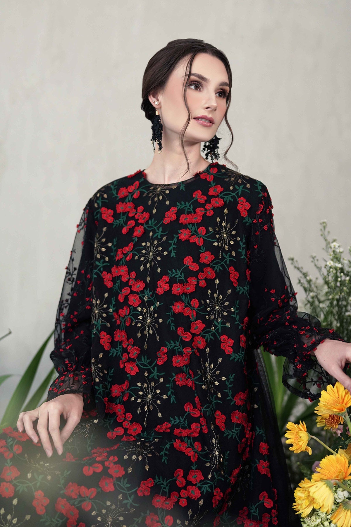 Embroidery Lace Maxi Dress - Red