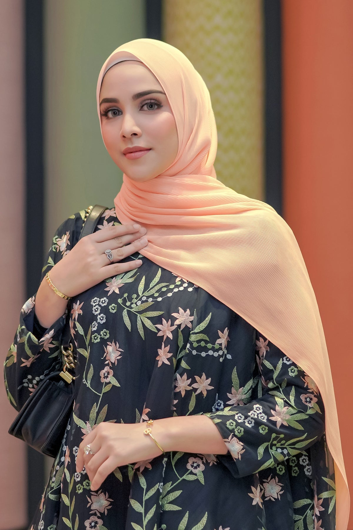 Everyday Pleated Shawl - Peach