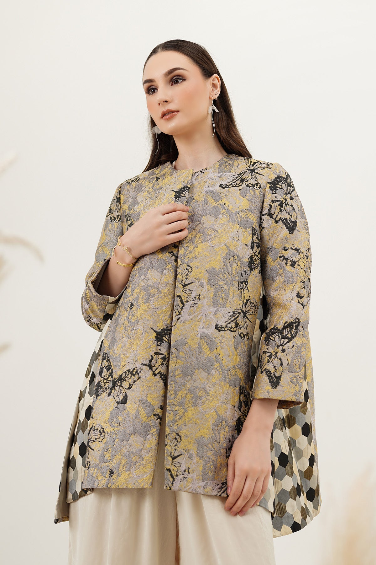 Mix Jacquard Outer - Beige