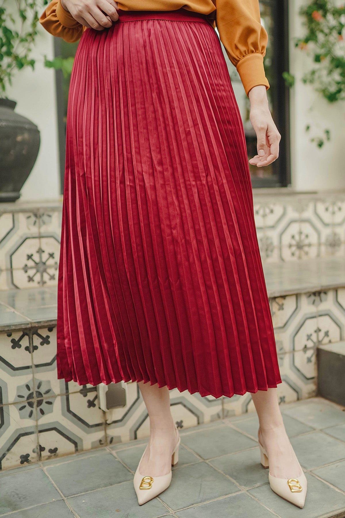 Satin Pleats Skirt - Maroon