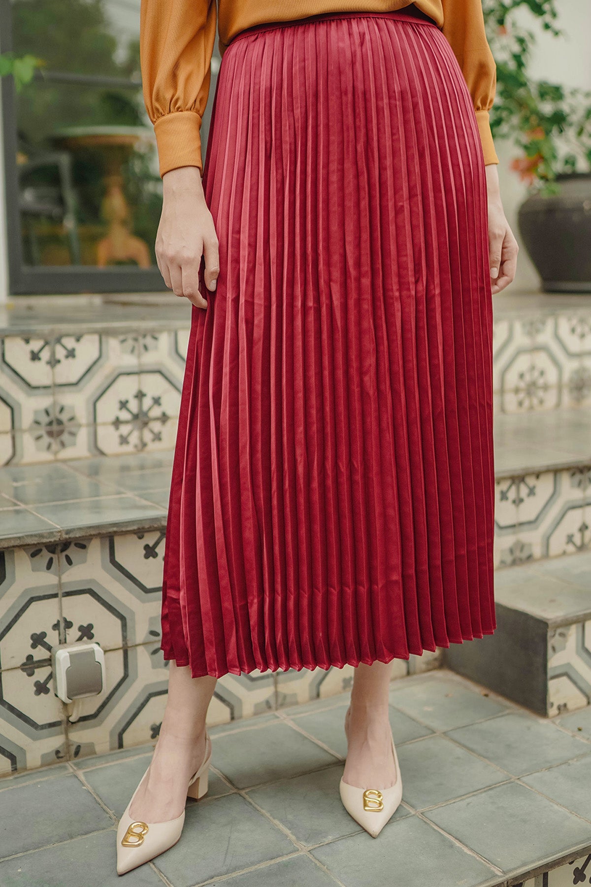 Satin Pleats Skirt - Maroon