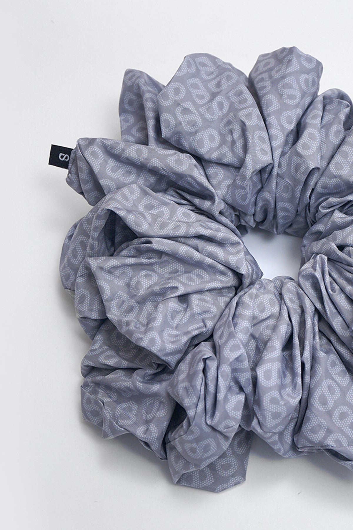 Tapis Scrunchie - Grey