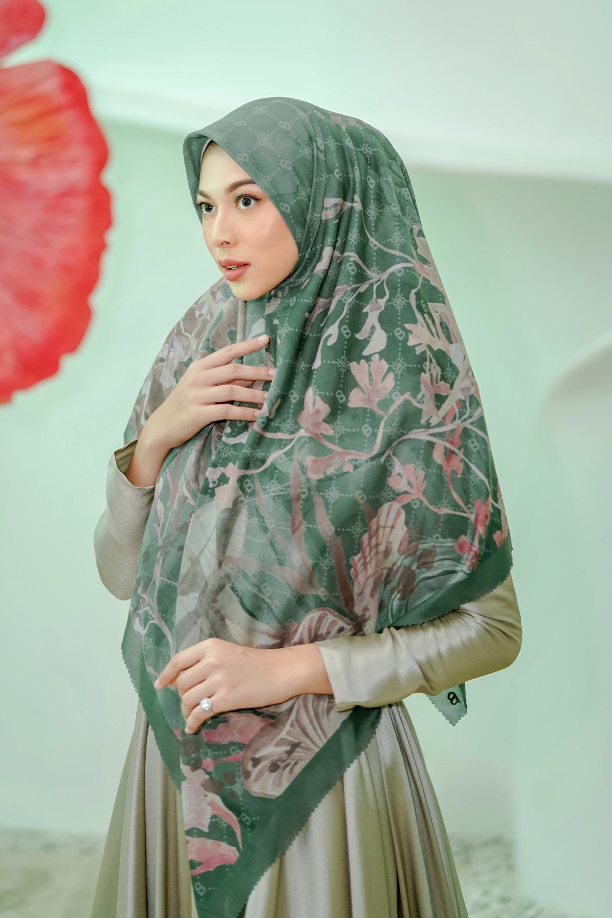 Xanadu Voal Square XL - Dark Green
