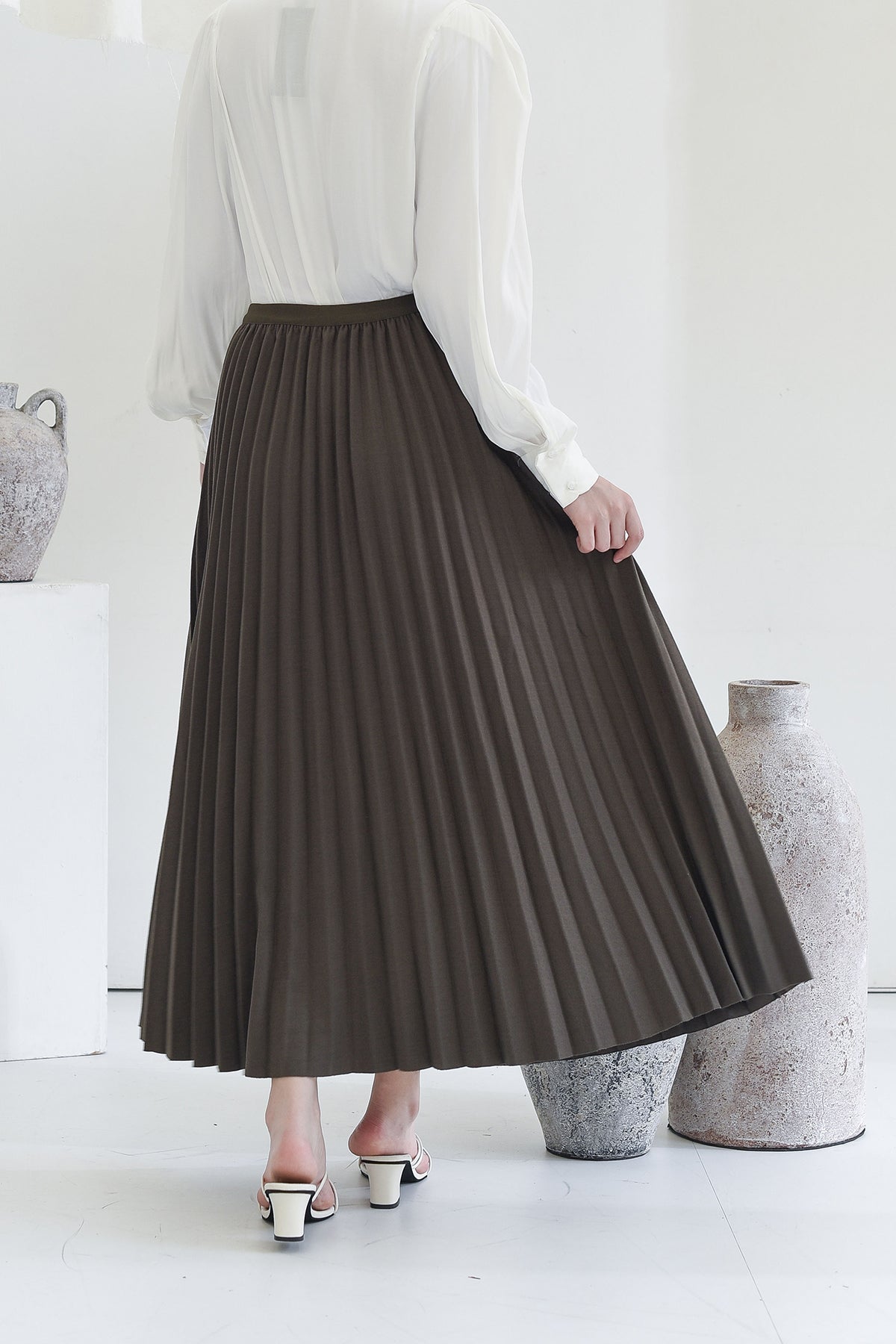 Sage Pleats Me Long Skirt 2.0