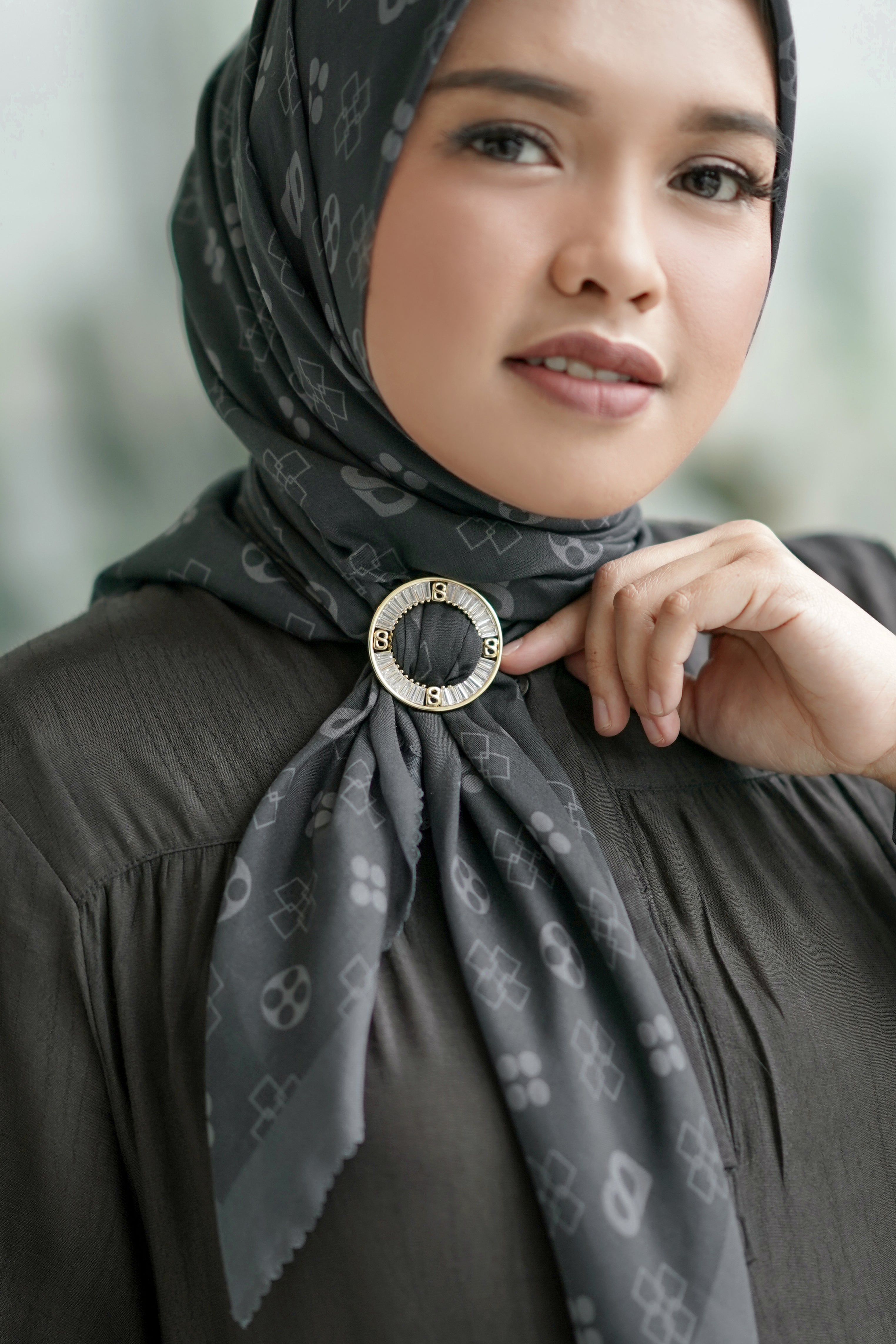 The Lavish Signature Ring - Silver