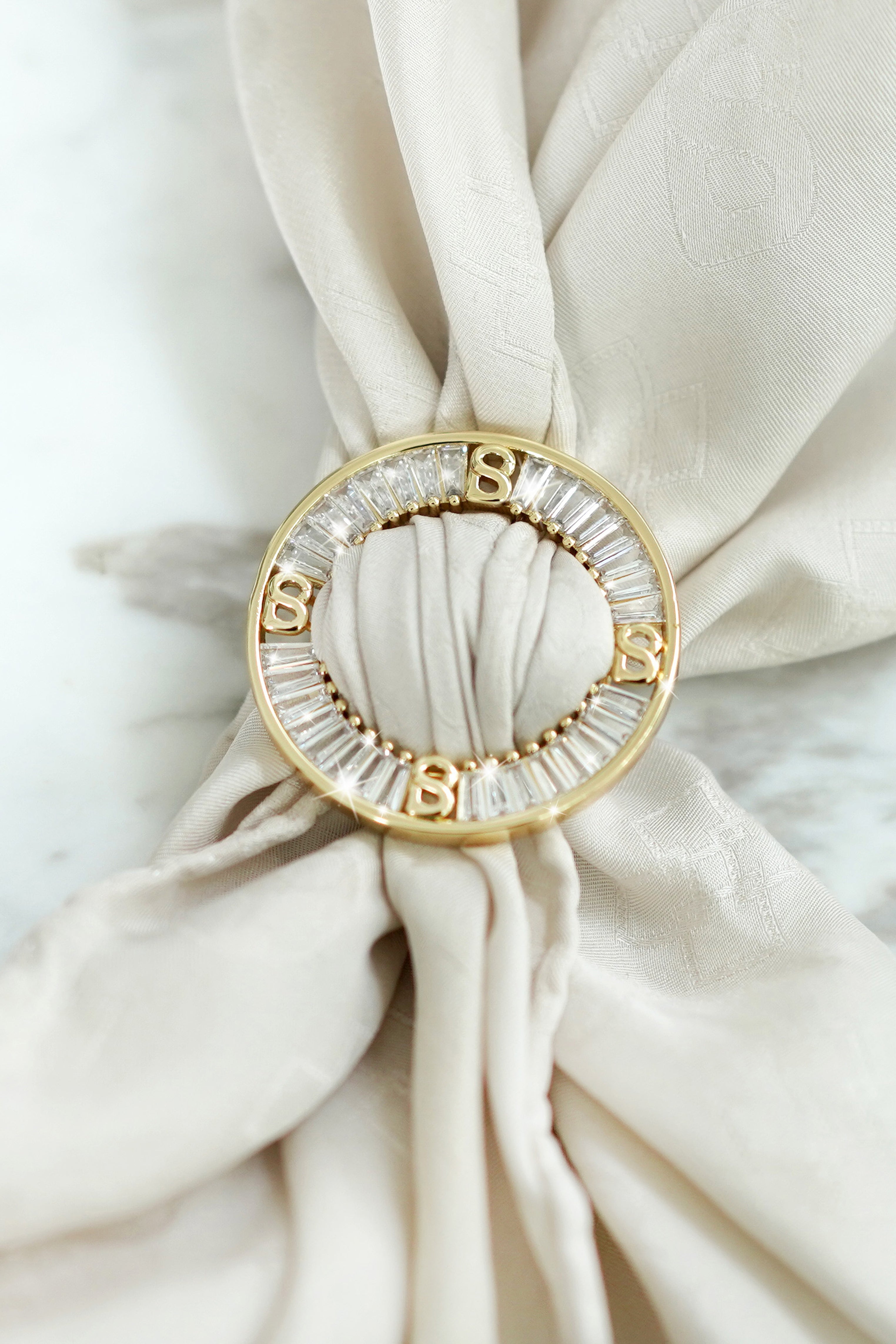The Lavish Signature Ring - Gold